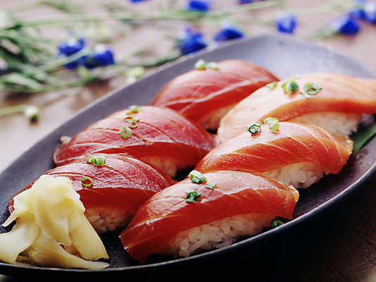 포토 JPG 접시 음식 사람없음 초밥 참치 일본음식 참치초밥 국내포토 식기 어류 파일형식