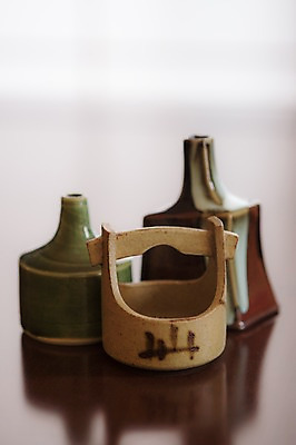 포토 JPG 전통소품 실내 사람없음 일본 도자기 병 오브젝트 일본전통 바가지 국내포토 전통 식기 아시아 내부 파일형식