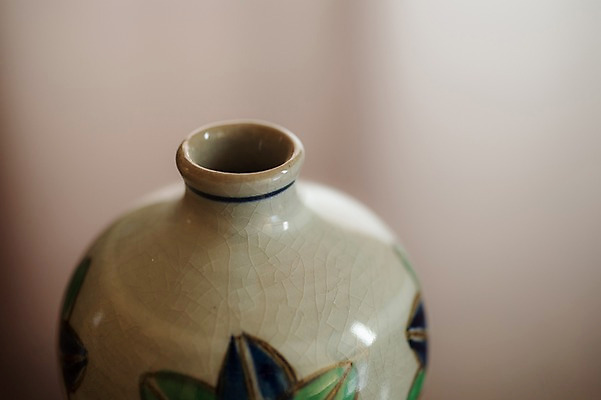 포토 JPG 전통소품 실내 사람없음 항아리 도자기 오브젝트 국내포토 전통 내부 파일형식