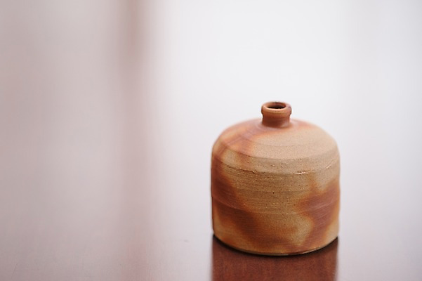 포토 JPG 전통소품 실내 사람없음 도자기 병 오브젝트 국내포토 전통 식기 내부 파일형식