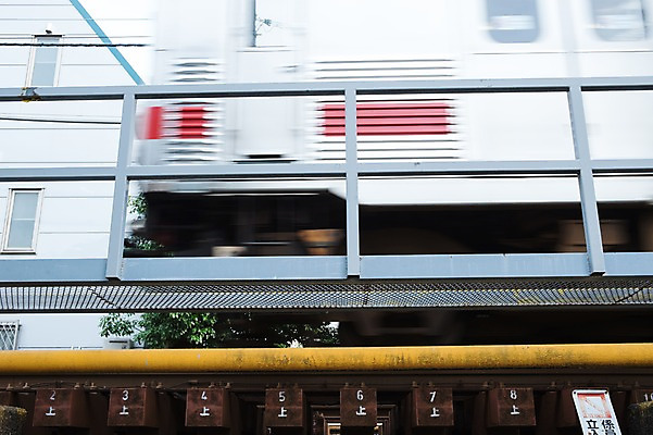 포토 JPG 주간 사람없음 야외 일본 전철 국내포토 자연요소 아시아 육상교통 대중교통 파일형식