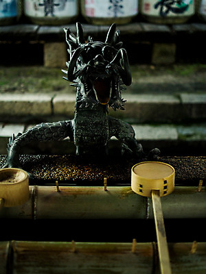 포토 JPG 주간 풍경 사람없음 야외 동상 일본 용 일본전통 바가지 국내포토 자연요소 전통 아시아 조형물 기념물 파일형식