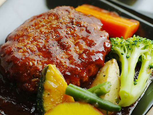 포토 JPG 음식 스테이크 근접촬영 사람없음 함박스테이크 일본음식 국내포토 뷰포인트 서양음식 파일형식