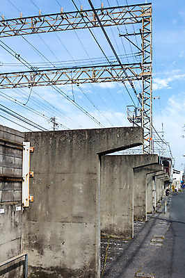 포토 JPG 주간 길 사람없음 야외 일본 기찻길 전선 전봇대 철도의날 국내포토 자연요소 공공시설 아시아 파일형식 법정기념일