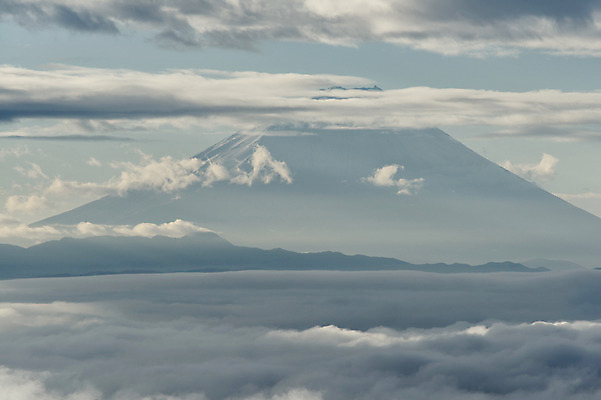 포토 JPG 주간 구름 자연 산 풍경 사람없음 야외 일본 안개 후지산 야마나시 국내포토 자연요소 아시아 날씨 세계문화유산 생태계 파일형식