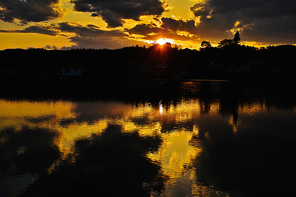 포토 JPG 구름 실루엣 바다 하늘 풍경 사람없음 야외 태양 반사 일출 일본 일몰 야마나시 국내포토 자연요소 아시아 촬영기법 노을 파일형식