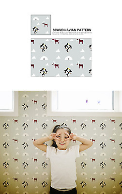 여자 어린이 백그라운드 패턴 일러스트 자연 벽지 북유럽 북유럽스타일 한명 한국인 펭귄 빙하 이글루 순록 자연물 목업 국내일러스트 AI파일 1 유럽 무늬 조류 사람 동양인 생태계 스타일 파일형식 벡터