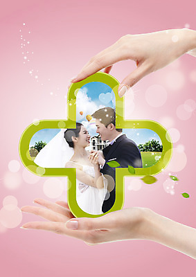 PSD 편집이미지 손 부부 여자 남자 결혼 사랑 서기 상반신 성인 옆모습 신체부위 세명 한국인 성인만 이미지편집 커플 감정 뷰포인트 모션 사람 동양인 이벤트 파일형식