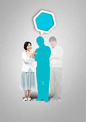 전신 PSD 편집이미지 여자 남자 실루엣 40대 말풍선 부동산 주택 서기 미소 들기 성인 앞모습 세명 한국인 이미지편집 뷰포인트 중년 모션 촬영기법 표정 사람 동양인 건물 재산 파일형식