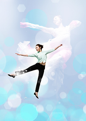 전신 PSD 편집이미지 여자 한명 서기 성인 앞모습 한국인 춤 다리들기 성인여자한명만 이미지편집 1 뷰포인트 모션 문화예술 사람 동양인 여자한명만 성인여자만 파일형식