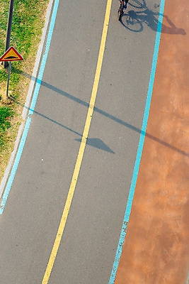 포토 JPG 주간 거리 서울 풍경 사람없음 야외 하이앵글 자전거 표지판 자전거도로 국내포토 자연요소 뷰포인트 한국 알림판 바이크 전용도로 파일형식