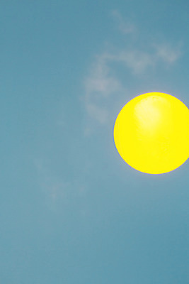 포토 JPG 주간 구름 가로등 하늘 서울 풍경 사람없음 야외 빛 국내포토 자연요소 공공시설 한국 파일형식