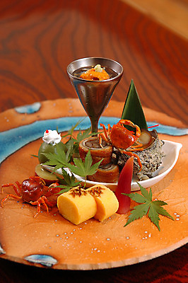 포토 JPG 접시 음식 단풍 나뭇잎 사람없음 컵 해물요리 게 소라 계란말이 말이 일본음식 국내포토 식기 잎 어패류 갑각류 계란요리 해산물 파일형식