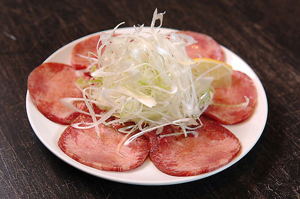 포토 JPG 접시 식재료 생고기 육류 사람없음 레몬 파 소혀 국내포토 식기 채소 과일 파일형식