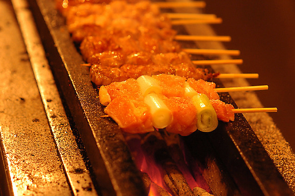 포토 JPG 음식 육류 사람없음 아웃포커스 꼬치 구이 파 꼬치구이 일본음식 국내포토 채소 식재료 촬영기법 파일형식