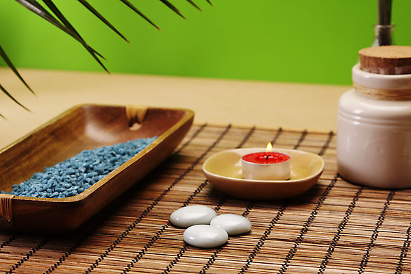 포토 JPG 해외이미지 라이프스타일 선 신체 자연 휴식 건강 사람없음 초록색 수건 스파 목욕 화장품 욕실 액체 고급 빨래 허브 피부관리 아로마 소금 비누 아로마테라피 테라피 내추럴 돌봄 위생관리 해외202004 해외포토 식물 컬러 컨셉 가사 모션 관리 생활 위생용품 뷰티 청결 생태계 파일형식 이미지허브