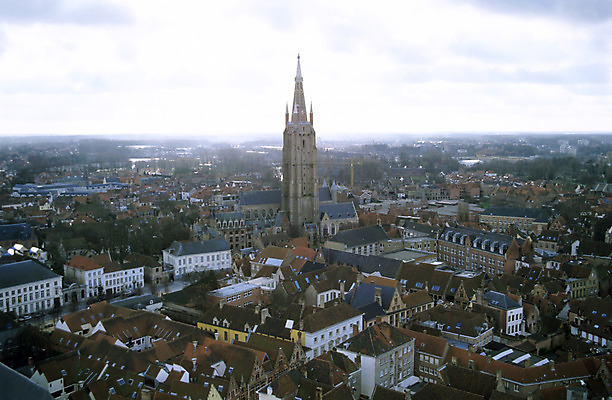 포토 JPG 해외이미지 유럽 시계 여행 건축양식 지붕 휴가 벽돌 주택 풍경 사람없음 건물 목재 물 교회 탑 침묵 도시 역사 운하 벨기에 타운 첨탑 스카이라인 옛날 해외202004 해외포토 자연요소 나무 건축물 건축 나라 재료 소리 서유럽 파일형식 이미지허브