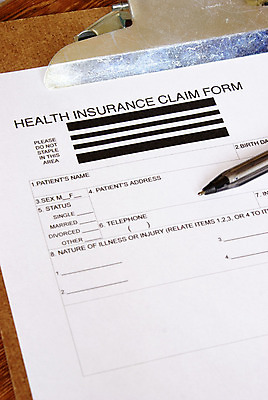 포토 JPG 해외이미지 종이 컨셉 돈 비즈니스 건강 병원 사람없음 금융 약 펜 고통 환자 의사 정보 긴급 기록 어플리케이션 보호 계획 질병 사건 서식 문서 파일 이익 보험 돌봄 서류판 정책 주장 해외202004 해외포토 감정 의학 모션 경제 필기구 사무용품 의료진 재산 파일형식 이미지허브