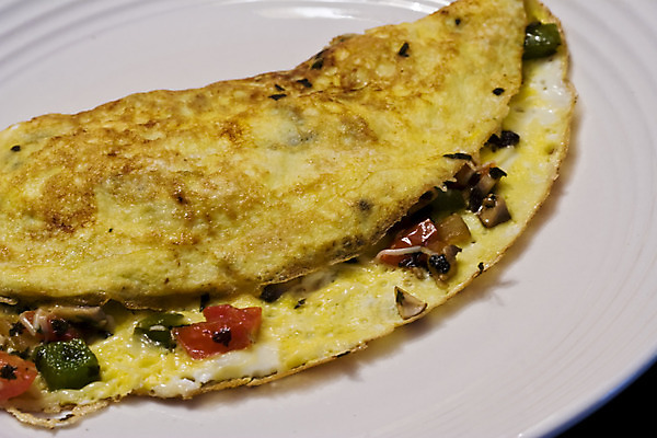 포토 JPG 해외이미지 음식 조각 다이어트 토마토 채소 치즈 건강 요리 사람없음 빨간색 초록색 계란 식사 튀김 신선 소시지 아침식사 먹기 향신료 레시피 후추 노른자 오믈렛 해외202004 해외포토 컬러 모션 유제품 알 가공식품 계란요리 향미료 파일형식 이미지허브