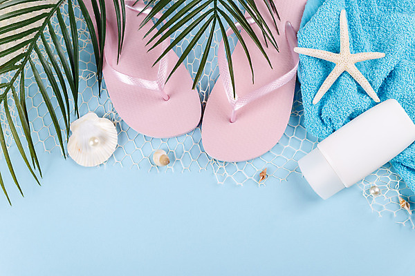 포토 JPG 해외이미지 수영복 꽃 바다 분홍색 여행 백그라운드 신발 자연 휴가 휴식 불가사리 슬리퍼 손바닥 사람없음 가로 여름 파란색 수건 햇빛 유행 우주 껍질 샌들 지중해 크림 휴양지 해외202004 해외포토 식물 손 옷 계절 컬러 컨셉 극피동물 위생용품 태양 장소 생태계 파일형식 이미지허브