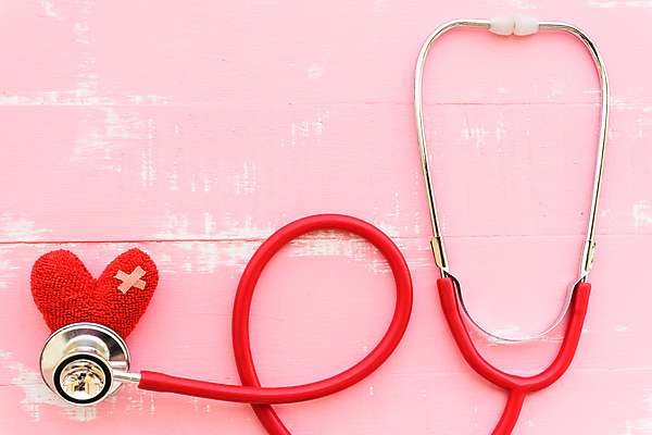 포토 JPG 해외이미지 직업 교육 행복 백그라운드 컨셉 비즈니스 청진기 탁자 휴가 건강 병원 사랑 사람없음 목재 치료 빨간색 세계 약 시험 환자 간호사 의사 수확 하트 심장 업무 닫기 보호 질병 심볼 기부 월 돌봄 심장병 전국 자선단체 해외202004 해외포토 모양 나무 감정 컬러 가구 농업 재료 의학 의료기기 모션 의료진 작업 장기_의학 그룹 날짜 자선 파일형식 이미지허브