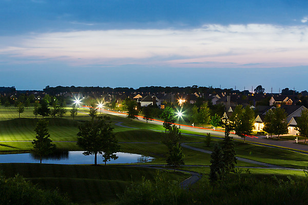 포토 JPG 해외이미지 나무 라이프스타일 길 호수 전등 주택 풍경 사람없음 초록색 물 평화 걷기 고요 황혼 새벽 시골 연못 도시 재산 저녁 오솔길 언덕 그림 조경 빛망울 교외 굴곡 소유 해외202004 해외포토 자연요소 식물 컬러 컨셉 모션 조명 건물 생활 금융 빛 일몰 야간 파일형식 이미지허브