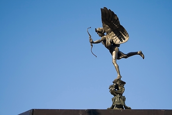 포토 JPG 해외이미지 전통 유럽 문화 조각 관계 영국 잉글랜드 발렌타인데이 사랑 미술 사람없음 파란색 조각상 피규어 런던 신화 그리스인 해외202004 해외포토 서양인 감정 나라 컬러 데이이벤트 문화예술 조형물 미니어처 파일형식 이미지허브