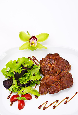 포토 JPG 해외이미지 접시 음식 빵 백그라운드 다이어트 토마토 채소 건강 육류 돼지고기 스테이크 요리 사람없음 빨간색 초록색 주방 식사 저녁식사 소고기 흰색 신선 돼지 뜨거움 소 그릴 아침식사 바비큐 굽기 햄 베이컨 후추 식욕 해외202004 해외포토 식기 컬러 식재료 포유류 주방용품 서양음식 구이 향신료 파일형식 이미지허브