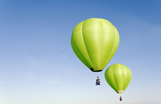 포토 JPG 해외이미지 하늘 사람없음 초록색 탈출 고도 풍선 해외202004 해외포토 컬러 컨셉 파일형식 이미지허브