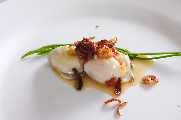 포토 JPG 해외이미지 전통 접시 음식 바다 포크 잎 재료 태국 조개 파슬리 마늘 갑각류 어류 사람없음 초록색 주방 식당 얼음 식사 저녁식사 추위 껍질 굴 흰색 신선 고급 맛 굽기 먹기 레몬 해산물 퓨전 매움 날것 홍합 점심식사 스타일 해외202004 해외포토 자연요소 식물 동물 식기 아시아 컬러 컨셉 채소 과일 모션 어패류 상점 수중동물 구이 파일형식 이미지허브