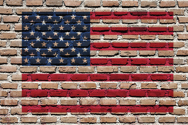 포토 JPG 해외이미지 벽 벽돌 사람없음 미국 깃발 도시 그리기 성조기 그래피티 심볼 묘사 그림 분무기 애국심 그런지 전국 해외202004 해외포토 북아메리카 모션 국기 낙서 파일형식이미지허브 