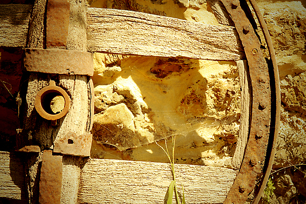 포토 JPG 해외이미지 백그라운드 밭 농업 교통시설 사람없음 목재 농장 갈색 금속 검은색 카트 회색 수확 골동품 흰색 시골 바퀴 역사 가장자리 농부 철 향수 복고 과거 마차 수공예 고립 서쪽 세기 수목 옛날 철강 핸드메이드 해외202004 해외포토 나무 직업 산업 교통수단 컬러 교통 컨셉 재료 모션 재질 화장품 둘레 공예 방향 시설 파일형식 이미지허브