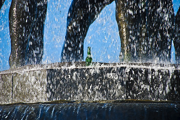 포토 JPG 해외이미지 공원 건축양식 하늘 사람없음 물 여름 파란색 도시 액체 분수 오슬로 스플래쉬 해외202004 해외포토 자연요소 계절 공공시설 건축 컬러 파일형식 이미지허브