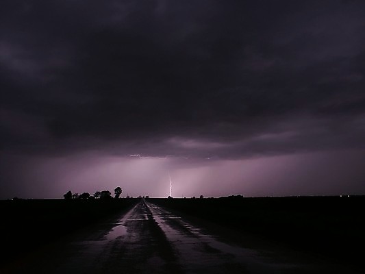 포토 JPG 해외이미지 구름 도로 자연 날씨 경고 사람없음 빛 힘 번개 볼트 폭풍 내추럴 뇌우 스트라이크 심각 요금 현상 힘찬 오싹 해외202004 해외포토 자연요소 길 컨셉 교통시설 공구 생태계 파일형식 이미지허브