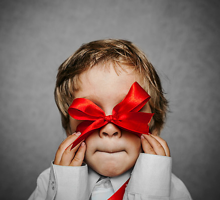 포토 JPG 해외이미지 1 행복 리본 어린이 크리스마스 가족 휴가 기념 발렌타인데이 건강 선물 한명 사람 이벤트 소년 장식 빨간색 놀람 육아 흰색 축하 아기 생일 달콤 작음 활 싱글 고립 돌봄 해외202004 해외포토 기념일 남자 감정 컬러 컨셉 관계 모션 데이이벤트 표정 맛 크기 파일형식 이미지허브