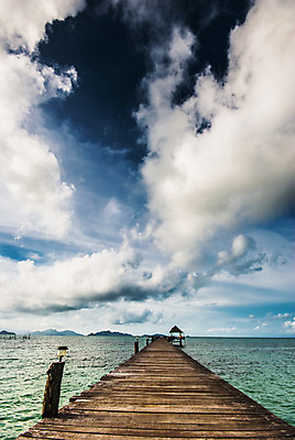 포토 JPG 해외이미지 바다 섬 여행 하늘 휴가 풍경 사람없음 목재 빨간색 물 여름 파란색 항구 침묵 만 휴양지 방파제 석호 몰디브 옛날 이국적 터키석 파라다이스 수평선 해외202004 해외포토 자연요소 나무 계절 공공시설 아시아 컬러 재료 교통시설 소리 장소 보석 파일형식 이미지허브