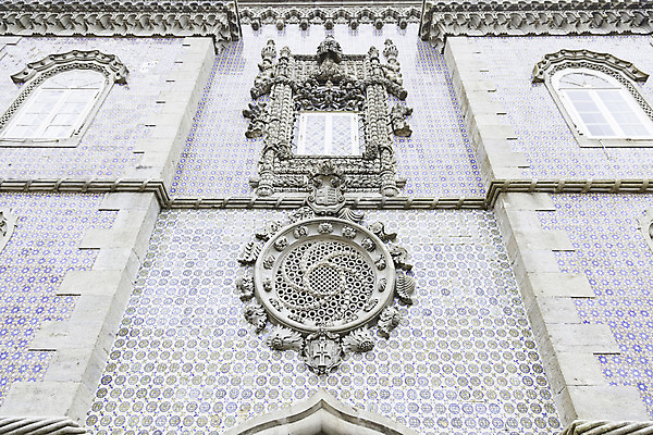 포토 JPG 해외이미지 외관 공원 건축양식 자연 하늘 휴가 출입구 아파트 주택 사람없음 야외 건물 초록색 문 정원 어둠 궁전 할로윈 바위 화려 역사 유령 가난 맨션 포르투갈 묘사 시골집 고딕 리스본 신트라 옛날 전설 스타일 해외202004 해외포토 건축물 공공시설 건축 유럽 컬러 컨셉 고건축 돌_바위 생태계 파일형식 이미지허브