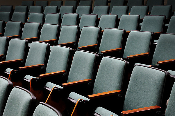 포토 JPG 해외이미지 의자 교실 사람없음 강의 객석 줄서기 해외202004 해외포토 교육 가구 학교 모션 파일형식 이미지허브