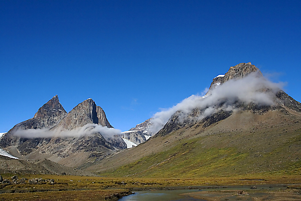 포토 JPG 해외이미지 산 풍경 사람없음 계곡 얼음 절벽 북극 빙하 봉 그린란드 절정 해외202004 해외포토 자연요소 섬 덴마크 극지방 파일형식 이미지허브