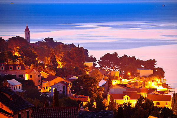 포토 JPG 해외이미지 나무 전통 유럽 바다 섬 건축양식 하늘 주택 풍경 사람없음 초록색 여름 파란색 교회 마을 일출 항구 일몰 놀람 새벽 바위 도시 만 역사 야간 저녁 어부 지중해 언덕 그림 타운 크로아티아 옛날 채널 해외202004 해외포토 자연요소 식물 직업 계절 건축 감정 나라 컬러 종교건축 교통시설 표정 건물 노을 돌_바위 파일형식 이미지허브