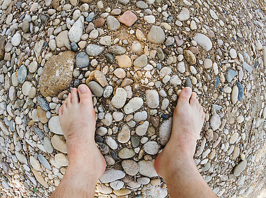 포토 JPG 해외이미지 백인 라이프스타일 행복 백그라운드 맨발 발 자연 추상 휴식 건강 서기 사람 풍경 성인 사람없음 야외 여름 운동 맑음 고통 신선 원형 거친 상처 오솔길 관절염 질감 먼지 암초 내추럴 땅바닥 벌거벗은 양발 어안 해외202004 해외포토 도형 서양인 계절 감정 길 컨셉 무늬 모션 날씨 바닥 생활 신체부위 질병 생태계 파일형식 이미지허브