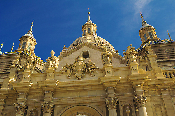 포토 JPG 해외이미지 유럽 벽 여행 건축양식 사람없음 건물 도시풍경 세계 교회 탑 역사 버리기 아라곤 스페인어 옛날 해외202004 해외포토 건축물 건축 나라 모션 풍경 도시 스페인 파일형식 이미지허브