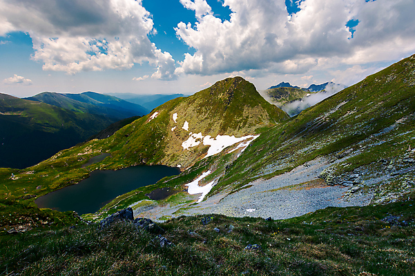 포토 JPG 해외이미지 호수 자연 산 풍경 사람없음 야외 여름 하이킹 큼 땅 고도 언덕 즐거움 산등성이 빙하 층 루마니아 혹 남쪽 산악지대 땅바닥 우수 절정 흥미 해외202004 영광군 해외포토 계절 감정 유럽 컨셉 레저 바닥 크기 전라남도 방향 절기 생태계 파일형식 이미지허브