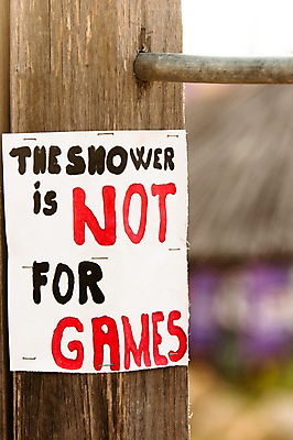 포토 JPG 해외이미지 포스터 휴가 사람없음 목재 빨간색 물 여름 빛 태양 봄 흐름 광선 게임 흰색 발표 사인 봉 조심 낭비 샤워실 해외202004 해외포토 자연요소 나무 계절 컬러 컨셉 재료 놀이 샤워시설 파일형식 이미지허브