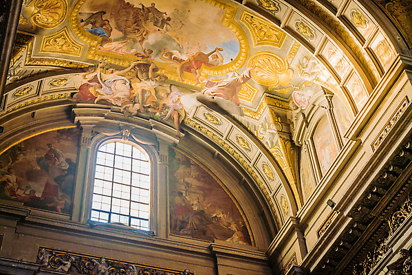 포토 JPG 해외이미지 종교 문화 여행 건축양식 실내 미술 사람없음 내부 건물 성당 교회 이탈리아 화려 황금 로마 천장 그림 아치 박물관 화가 해외202004 해외포토 직업 건축물 건축 유럽 컨셉 종교건축 문화예술 파일형식 이미지허브