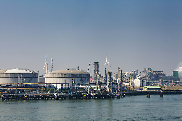 포토 JPG 해외이미지 식물 산업 비즈니스 공장 굴뚝 사람없음 글로벌 환경 탑 힘 장비 에너지 환경오염 제조 휘발유 석유 수증기 탱크 화석 연료 가스 수납 튜브 공학 단상 펌프 유조선 조감도 파이프라인 화학물질 해외202004 해외포토 건축물 교육 컨셉 공업 화학 파이프_관 파일형식 이미지허브