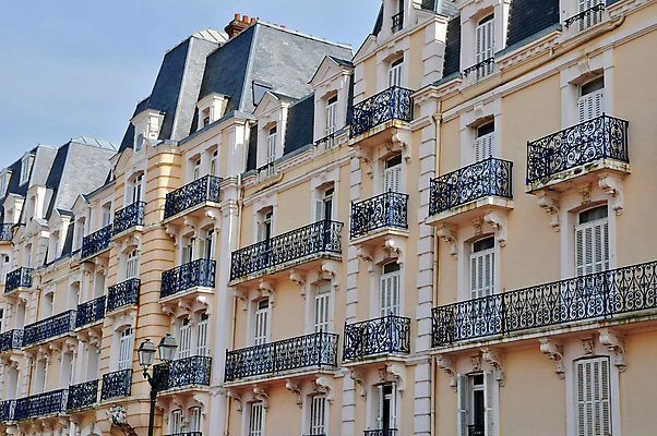 포토 JPG 해외이미지 유럽 거리 주택 사람없음 건물 관광지 프랑스 도시 역사 그림 타운 노르망디 해외202004 해외포토 건축물 나라 여행 파일형식 이미지허브