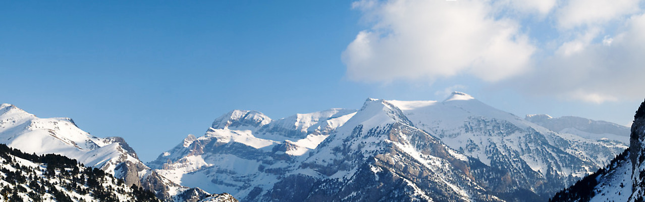 포토 JPG 해외이미지 구름 여행 겨울 자연 하늘 휴가 산 파노라마 풍경 사람없음 야외 환경 프랑스 절정 해외202004 해외포토 자연요소 계절 유럽 촬영기법 생태계 파일형식 이미지허브