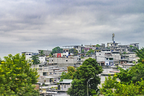 포토 JPG 해외이미지 응시 건축양식 교실 하늘 파노라마 사람없음 건물 도시풍경 미국 도시 가난 지역 에콰도르 타운 이웃 남쪽 빈민가 해외202004 해외포토 건축물 시선 교육 건축 컨셉 북아메리카 학교 촬영기법 풍경 남아메리카 방향 파일형식 이미지허브