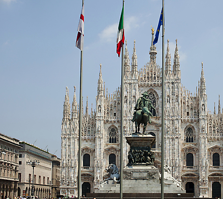 포토 JPG 해외이미지 기독교 종교 문화 조각 건축양식 해부 기념 미술 사람없음 조각상 성당 교회 금속 힘 이탈리아 골동품 축하 깃발 도시 우승 역사 재산 클래식 정상 정사각형 광장 대성당 청동 첨탑 기념물 소매 조형 천연기념물 고딕 밀라노 신앙심 유럽연합 조각가 해외202004 영광군 해외포토 도형 건축 유럽 컨셉 의학 종교건축 재질 문화예술 금융 조형물 탑 최고 전라남도 파일형식 이미지허브